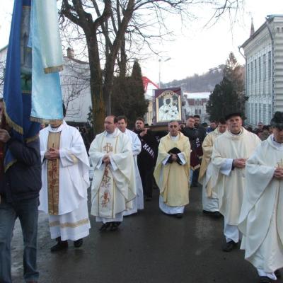 3 februarie: Siret: Vizita icoanei preasfintei Fecioare Maria de la Cacica. Ziua I