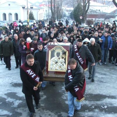3 februarie: Siret: Vizita icoanei preasfintei Fecioare Maria de la Cacica. Ziua I