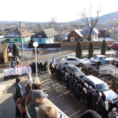 6 februarie: Lespezi: Ziua persoanelor consacrate zona Bacau