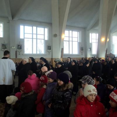 6 februarie: Lespezi: Ziua persoanelor consacrate zona Bacau