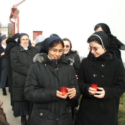 6 februarie: Siret: Întâlnirea persoanelor consacrate din zona Suceava şi ultima zi de prezenţă a icoanei de la Cacica