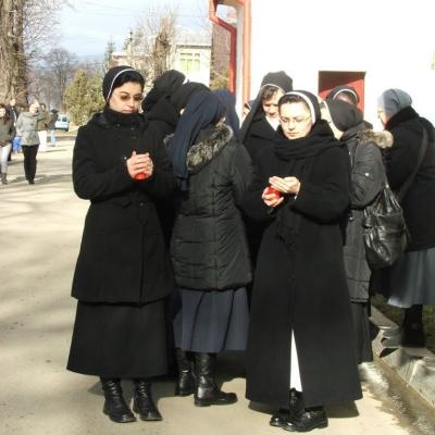 6 februarie: Siret: Întâlnirea persoanelor consacrate din zona Suceava şi ultima zi de prezenţă a icoanei de la Cacica