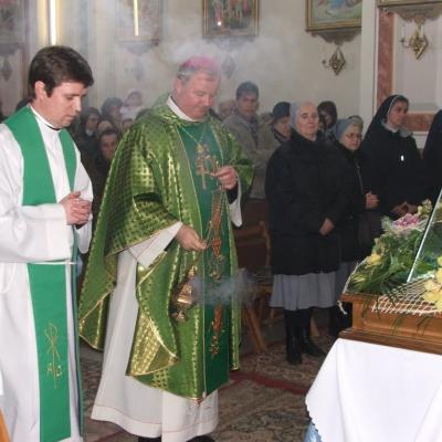 6 februarie: Siret: Întâlnirea persoanelor consacrate din zona Suceava şi ultima zi de prezenţă a icoanei de la Cacica