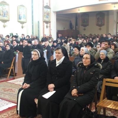 6 februarie: Siret: Întâlnirea persoanelor consacrate din zona Suceava şi ultima zi de prezenţă a icoanei de la Cacica
