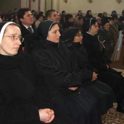 6 februarie: Siret: Întâlnirea persoanelor consacrate din zona Suceava şi ultima zi de prezenţă a icoanei de la Cacica