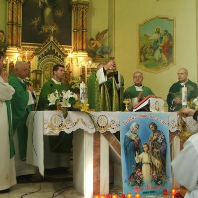 6 februarie: Siret: Întâlnirea persoanelor consacrate din zona Suceava şi ultima zi de prezenţă a icoanei de la Cacica