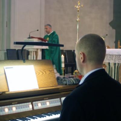 6 februarie: Suceava: Sfinţirea noii orgi (foto: Eduard Lucaci)