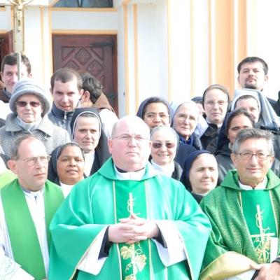 6 februarie: Adjudeni: Întâlnirea persoanelor consacrate pe zona Roman