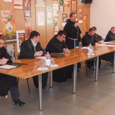 1 martie: Roman: Masa rotundă "Aspecte filosofico-teologice în gândirea franciscană"