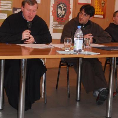 1 martie: Roman: Masa rotundă "Aspecte filosofico-teologice în gândirea franciscană"