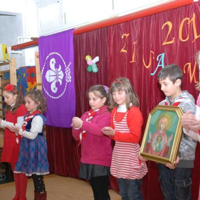 6 martie: Pildeşti: Ziua Mamei organizată de cercetaşi