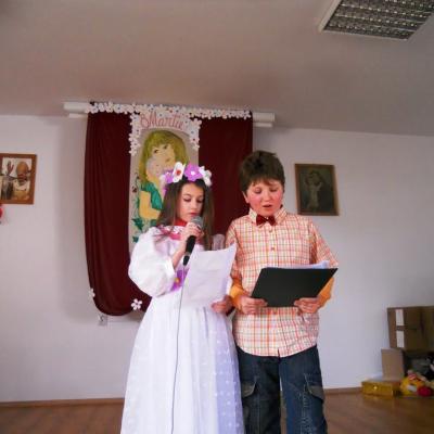 6 martie: Huşi ("Sf. Anton"): Mama, fiinţa cea mai iubită de copii