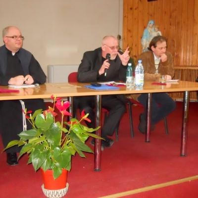 16 martie: Roman (ITRCF): Simpozion naţional "Concept şi simbol în gândirea filosofico-teologică franciscană"