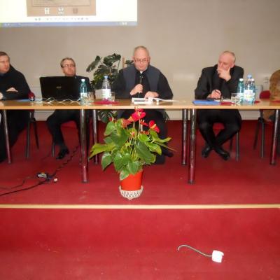 16 martie: Roman (ITRCF): Simpozion naţional "Concept şi simbol în gândirea filosofico-teologică franciscană"