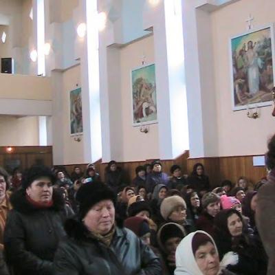 17-20 martie: Mirceşti: Misiuni populare şi "peregrinatio Mariae"