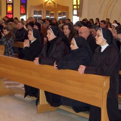 19 martie: Iaşi: Depunerea voturilor pe viaţă de către sr. Marinela Lungu din Iaşi, în cadrul Congregaţiei "Slujitoarele Săracilor"