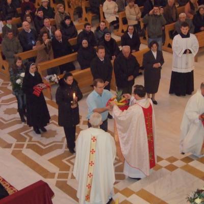 19 martie: Iaşi: Depunerea voturilor pe viaţă de către sr. Marinela Lungu din Iaşi, în cadrul Congregaţiei "Slujitoarele Săracilor"