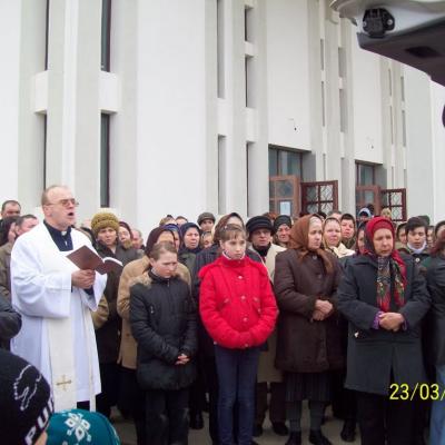 20-23 martie: Horleşti: Prezenţa icoanei sfintei Fecioare Maria de la Cacica