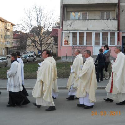 24-27 martie: Moineşti: Adunaţi în jurul icoanei Maicii Domnului din Cacica