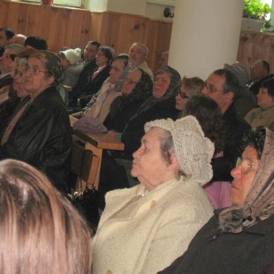 24-27 martie: Moineşti: Adunaţi în jurul icoanei Maicii Domnului din Cacica