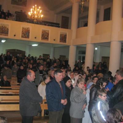 24-27 martie: Moineşti: Adunaţi în jurul icoanei Maicii Domnului din Cacica