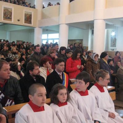 24-27 martie: Moineşti: Adunaţi în jurul icoanei Maicii Domnului din Cacica