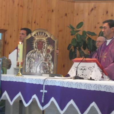 24-27 martie: Moineşti: Adunaţi în jurul icoanei Maicii Domnului din Cacica