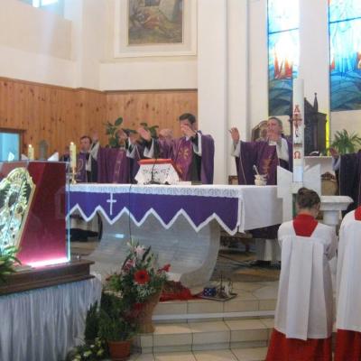 24-27 martie: Moineşti: Adunaţi în jurul icoanei Maicii Domnului din Cacica
