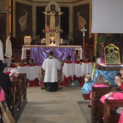 31 martie - 3 aprilie: Oneşti: Misiuni populare şi Peregrinatio Mariae