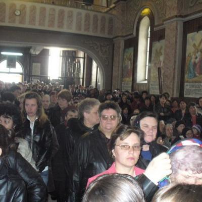 31 martie - 3 aprilie: Oneşti: Misiuni populare şi Peregrinatio Mariae