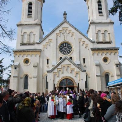 31 martie - 3 aprilie: Oneşti: Misiuni populare şi Peregrinatio Mariae