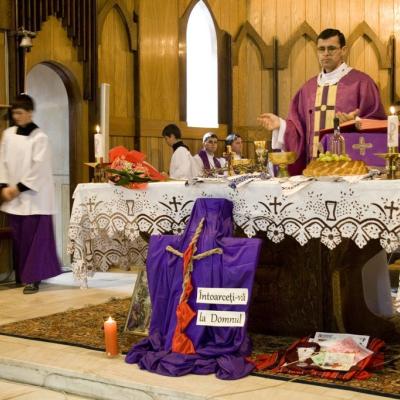 2 aprilie: Valea Mare: A patra întâlnire a tinerilor din Acţiunea Catolică, zona Bacău