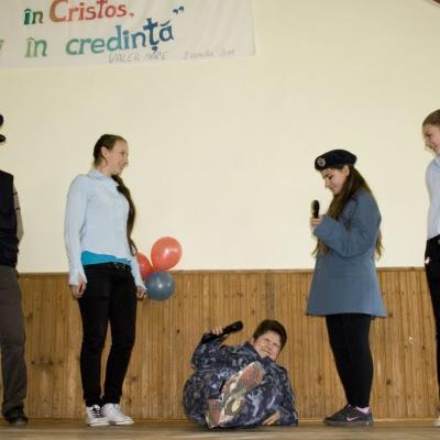 2 aprilie: Valea Mare: A patra întâlnire a tinerilor din Acţiunea Catolică, zona Bacău