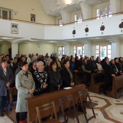 2 aprilie: Iaşi: Întâlnirea naţională de primavară a terezinelor din România