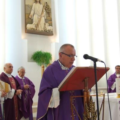 2 aprilie: Iaşi: Întâlnirea naţională de primavară a terezinelor din România