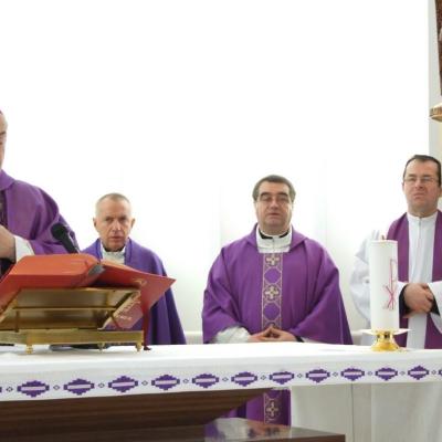 2 aprilie: Iaşi: Întâlnirea naţională de primavară a terezinelor din România