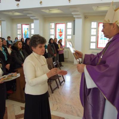 2 aprilie: Iaşi: Întâlnirea naţională de primavară a terezinelor din România
