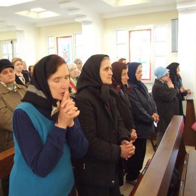 2 aprilie: Iaşi: Întâlnirea naţională de primavară a terezinelor din România