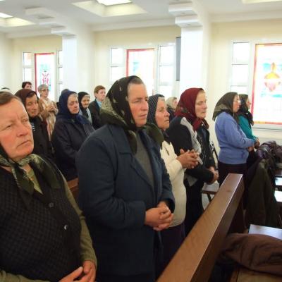 2 aprilie: Iaşi: Întâlnirea naţională de primavară a terezinelor din România