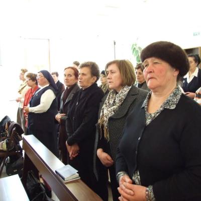 2 aprilie: Iaşi: Întâlnirea naţională de primavară a terezinelor din România