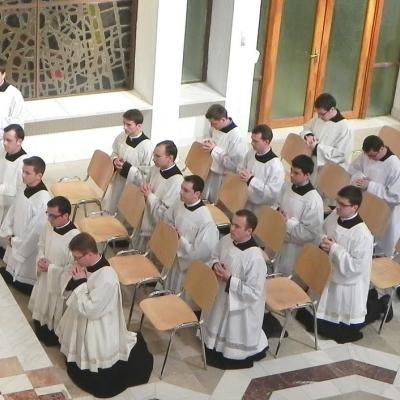 3 aprilie: Iaşi (ITRC): Lectorat şi acolitat