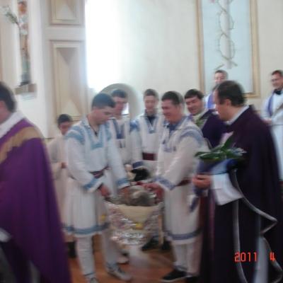 7-10 aprilie: Oţeleni: Misiuni populare
