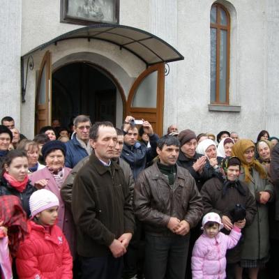 10-13 aprilie: Mogoşeşti-Siret: Toţi copiii se simt bine în preajma mamei