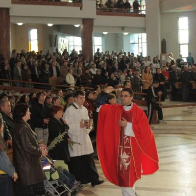 17 aprilie: Bacău: O procesiune specială de Florii
