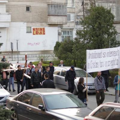17 aprilie: Bacău: O procesiune specială de Florii