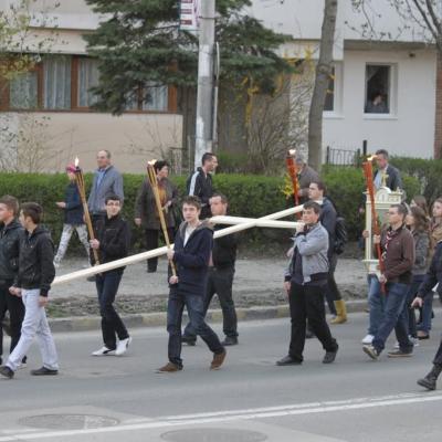 17 aprilie: Bacău: O procesiune specială de Florii