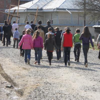 17 aprilie: Buruieneşti: Calea Sfintei Cruci a Familiilor pe străzile satului