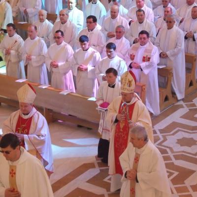 21 aprilie: Iaşi: Liturghia crismei