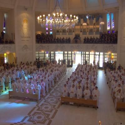 21 aprilie: Iaşi: Liturghia crismei