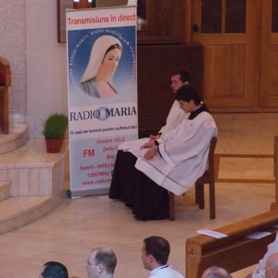 21 aprilie: Iaşi: Liturghia crismei